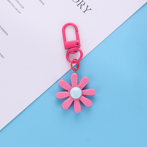 พวงกุญแจดอกเดซี่สีลูกกวาดสำหรับผู้หญิงและเด็กผู้หญิง - Product Image 2