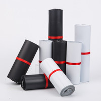 Enveloppe en polyéthylène blanche et noire de 0,11 mm, sac d'expédition personnalisé en gros, plusieurs tailles, pochette d'emballage optionnelle