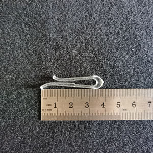 Clips de <span class=keywords><strong>camisa</strong></span> de plástico <span class=keywords><strong>transparente</strong></span> PS de alta calidad para almacenamiento y organización de ropa; Clips de falda transparentes en forma de U - Product Image 6