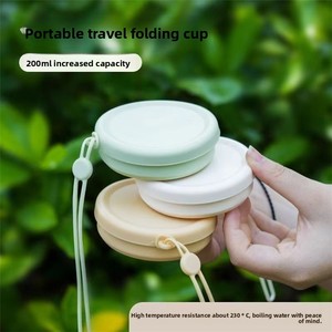 Bouteille d'eau pliable en silicone, qualité alimentaire, portable, pour le sport et le camping - Product Image 3