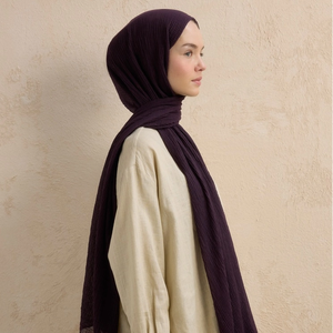 Hijab froissé modal de luxe pour femmes impression de blocage de couleur écharpe respirante légère conception extensible tenue quotidienne bureau musulman - Product Image 4