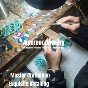 Conjunto de Joyería Estilo <span class=keywords><strong>Victoria</strong></span> Court, Collar y Pendientes de Oro Vintage con Amatista Sintética en Forma de Lágrima, Piedra Púrpura Solitaria de Gran Cantidad - Product Image 4