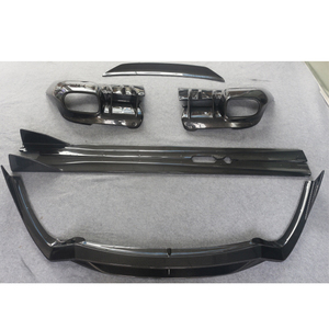 Kit Carrozzeria in Fibra di Carbonio DMC per Modifica e Aggiornamento <span class=keywords><strong>Auto</strong></span>, Spoiler Anteriore, Posteriore e Laterale per <span class=keywords><strong>Ferrari</strong></span> F12 2012-2017 - Product Image 1