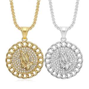 Hip Hop glacé CZ prière <span class=keywords><strong>main</strong></span> religieux étanche Non ternir acier inoxydable mode bijoux pendentif colliers hommes <span class=keywords><strong>en</strong></span> gros - Product Image 1