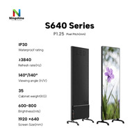 Display LED a colori 2K HDR10+ con ruote, a parete o da pavimento, con specchio mobile singolo/doppio lato, per poster video