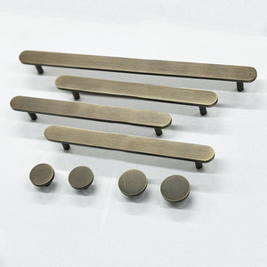Manufacturer Antique Bronze Solid Brass Handles Wholesale Furniture Cabinet Hardware for <strong>Door</strong> Drawer Wardrobe Handle <strong>Knobs</strong> - Product Image 4