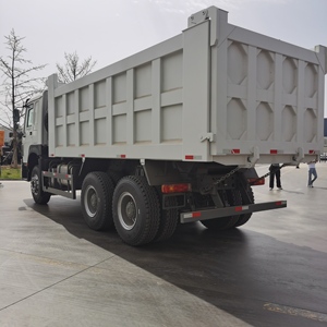 <span class=keywords><strong>Camion</strong></span> benne <span class=keywords><strong>lourd</strong></span> basculant d'occasion Sinotruk HOWO 6x4, modèle 30 tonnes, 10 roues, 371 CV, à vendre - Product Image 3