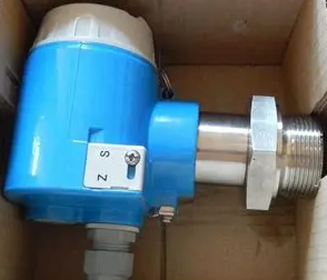 เครื่องวัดอัตราการไหลแบบโคริโอลิส E+H Endress+Hauser Proline Promass F 300 8F3B1H รุ่นขายดีที่สุด, DN100, ระบบ PremiumCal ความแม่นยำสูง 0.05% พร้อมใช้งาน - Product Image 3