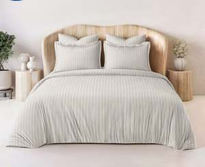 Ensemble de literie en satin rayé pour hôtel de luxe, édredons, couettes, tissu soyeux et lisse, conçu pour un usage professionnel dans l'hôtellerie - Product Image 4