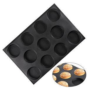 <span class=keywords><strong>Molde</strong></span> <span class=keywords><strong>de</strong></span> Silicona y Fibra <span class=keywords><strong>de</strong></span> Vidrio para Panecillos <span class=keywords><strong>de</strong></span> Hamburguesa, 600x400x18mm, 11 Cavidades, Perforado, para Panaderías - Product Image 1