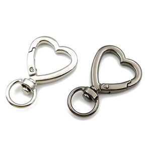 Hình Trái Tim Kim Loại Mùa Xuân Clip Snap Hook <span class=keywords><strong>Carabiner</strong></span> DIY Phụ Kiện Phần Cứng Cho Túi Xách Và <span class=keywords><strong>Keychain</strong></span> - Product Image 4