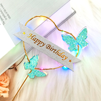 Nouveau design de décoration de gâteau YACHEN LED 3D métal étoile lumineuse coeur décoration de gâteau d'anniversaire pour décorations de fête d'anniversaire