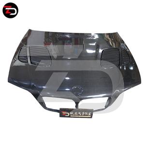 Kit de cuerpo de fibra de carbono estilo ZD para <span class=keywords><strong>BMW</strong></span> <span class=keywords><strong>E46</strong></span> 3 Series <span class=keywords><strong>330d</strong></span> con capó de motor de admisión de aire, precio al por mayor - Product Image 1