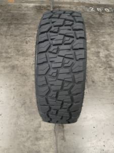 Pneu SPORTRAK SP780 R/T, pneu tout-terrain robuste et agressif pour SUV et pick-up, performances sur route et hors route - Product Image 3