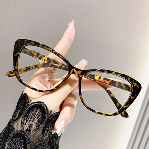 High-End Single Vision <strong>Reading</strong> <strong>Glasses</strong> for Women Blue Tortoiseshell Anti-Blue Light Cat Eye Design Fashionable Internet - Product Image 4