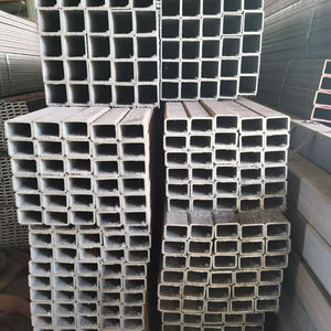 Tuyau en acier carré sur mesure, fournisseur chinois pour les systèmes d'étagères et de stockage d'entrepôt - Product Image 1