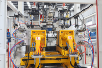 Máquina Automática de Moldeo por Extrusión y Soplado para Botellas de Plástico HDPE PP de 1L 4L 5L para Aceite de Motor, Anticongelante y Refrigerante para Automóviles