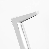 Robinet intelligent de luxe à haute technologie, vente chaude 2023, robinet à affichage numérique, arrêt automatique, thermostat, capteur de salle de bain, robinet intelligent