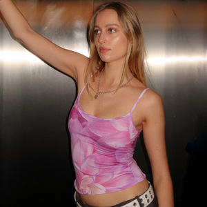 2025 été nouveautés tendance-réglage unique conçu femmes imprimé fleuri Sexy respirant col carré coupe régulière Camisole - Product Image 2
