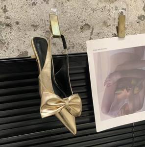 Vendi bene il nuovo tipo <span class=keywords><strong>di</strong></span> leopardo con fiocco a punta a bocca poco profonda <span class=keywords><strong>scarpe</strong></span> con <span class=keywords><strong>tacco</strong></span> largo per il tempo libero da <span class=keywords><strong>donna</strong></span> sandali Baotou <span class=keywords><strong>tacco</strong></span> medio - Product Image 4