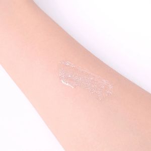 Huile à lèvres repulpante personnalisée MLM, effet brillant, 2 teintes en 1, parfums fruités, nouveau design populaire, vente en gros avec logo personnalisé - Product Image 3