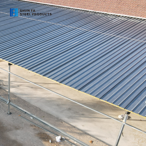 ألواح عازلة مركبة من الصوف الصخري والفولاذ مقاومة للماء مخصصة للأسقف والجدران الخارجية للمنازل والمستودعات - Product Image 2