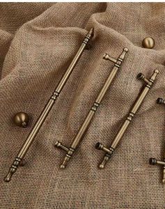 Hot Sale European <strong>Style</strong> Long Solid <strong>Antique</strong> Brass Wardrobe Handle Bronze Kitchen Cupboard Handles Cabinet Shoecase Pulls - Product Image 2