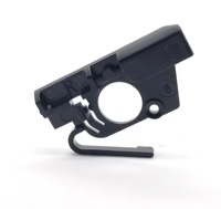 Pièces structurelles en plastique pour serrures de porte personnalisées - Solution de remplacement métallique par moulage par injection de précision submicronique pour l'électronique