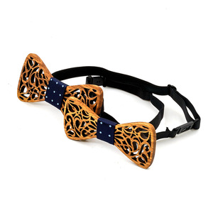 Ensemble de nœud <span class=keywords><strong>papillon</strong></span> en <span class=keywords><strong>bois</strong></span> parent-<span class=keywords><strong>enfant</strong></span> populaire nœud <span class=keywords><strong>papillon</strong></span> en <span class=keywords><strong>bois</strong></span> massif évidé pour tenue de mariage - Product Image 2