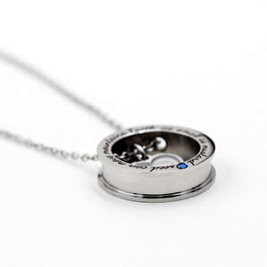 Collier pendentif en acier inoxydable résistant au ternissement, avec anneau rond, lettre gravée, cœur et graines de moutarde, bijou de foi - Product Image 5