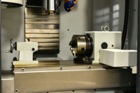 Centre d'usinage vertical rigide YH7132 pour machines industrielles, fraiseuse CNC avec table de 1000 mm pour pièces automobiles