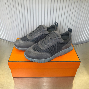 Zapatillas Deportivas de Alta Calidad para Hombre, Estilo Clásico Retro, de Caña Alta, para Invierno y Primavera, Ideales para Caminar - Product Image 1