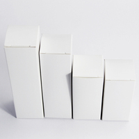 Petite boîte en carton rigide pliable carrée blanche épaissie, recyclable, impression personnalisée, pelliculage mat et gaufrage, emballage pour chaussettes