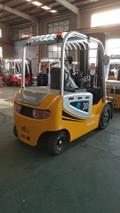 Everlift FB25E-D điện xe nâng xe tải 4 bánh xe với 3000 mét ba giai đoạn mast Lithium/chì-axit Pin rắn lốp <span class=keywords><strong>Side</strong></span> Shifter - Product Image 6