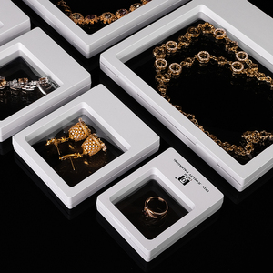 9*9 multicolore 3d trasparente magnetico galleggiante galleggiante imballaggio gioielli display custodia in pellicola pe scatola di plastica per ciondolo ad anello - Product Image 6