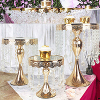 Support de présentation de gâteaux et desserts en fer doré de style européen pour la décoration de table de mariage