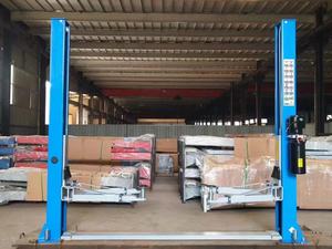Elevador de Autos de 2 Postes con Liberación Manual de 4T, Elevador de Vehículos con Capacidad de Elevación de 4000 kg, Certificado CE, Equipo de Taller - Product Image 2