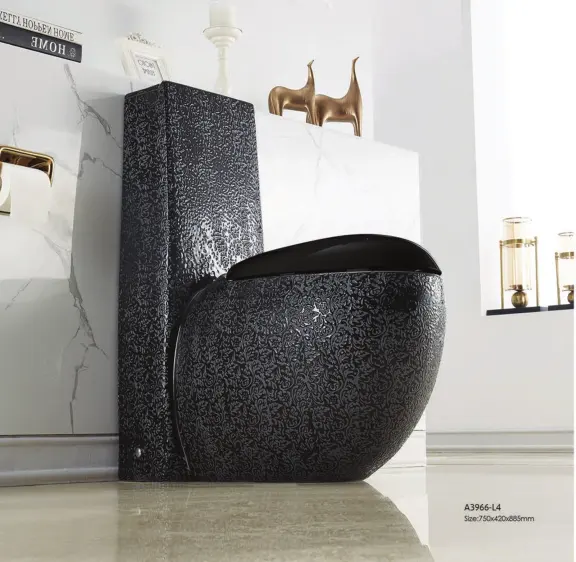 Toilette monobloc noire en relief en céramique moderne pour une utilisation en appartement