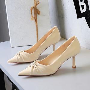 Nouvelles chaussures de mariée coréennes 2026 pour banquet, à talon compensé, à enfiler, avec bride réglable, modèle intemporel - Product Image 6