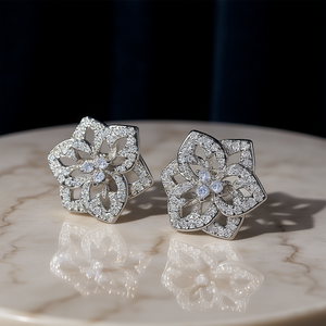 Orecchini di Lusso in Oro Bianco con Diamanti, Taglio Brillante Rotondo, Colore H, Diamanti Naturali, Gioielli da Sposa per Donna, Montatura in Argento - Product Image 2