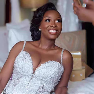 Élégante <span class=keywords><strong>Robe</strong></span> <span class=keywords><strong>de</strong></span> Mariée Princesse Haut <span class=keywords><strong>de</strong></span> Gamme en Satin avec Dentelle Simple et <span class=keywords><strong>Grande</strong></span> Traîne Voile Moelleux - Product Image 4