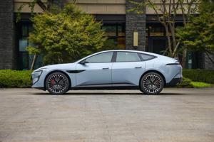 Changan Avatar 12 Năng Lượng Mới Xe Phương Tiện Truyền Phát Trực Tuyến Xe Điện Với <span class=keywords><strong>Rear</strong></span> <span class=keywords><strong>View</strong></span> Gương Màn Hình Sản Xuất Tại Trung Quốc - Product Image 3