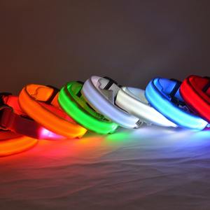 Collier pour chien en polyester monochrome lumineux à LED, vente directe d'usine, avec fermeture à boucle, décontracté - Product Image 3