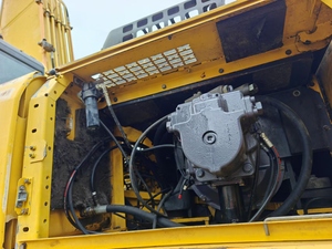 Excavadora Minera Komatsu Pc400-8r en Condiciones Premium con Sistema Avanzado y Bajo Nivel de Ruido - Product Image 4