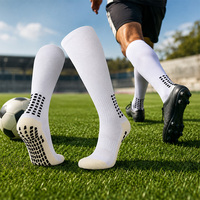 Chaussettes de football antidérapantes à absorption de l'humidité pour hommes, fourniture d'usine, service de logo personnalisé