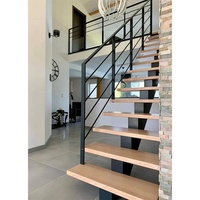 Marches d'escalier en chêne, poutre en acier au carbone, garde-corps en verre, escalier droit en U, escalier flottant esthétique