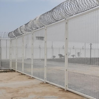 Panneaux de clôture anti-escalade standard sud-africains 358, clôture en treillis à vue dégagée galvanisée haute sécurité pour la sécurité des frontières
