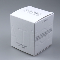 Boîte d'emballage en carton blanc certifiée FSC, logo en relief 3D, boîte cadeau cosmétique personnalisée pour la beauté bio