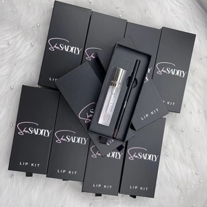 Set Regalo di Trucco con Logo Personalizzato, Tinta Labbra Pigmentata Nude, Lucidalabbra Impermeabile a Lunga Durata e Set di Matite per Labbra - Product Image 5