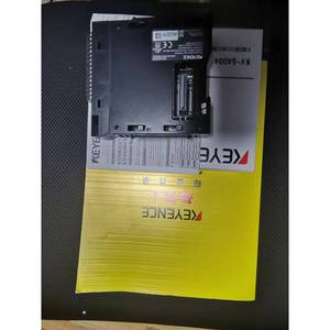 Unidad de Entrada Analógica Keyence Kv-Sad04, 4 Canales de E/S, Voltaje de Funcionamiento de 24V, Módulo de Automatización Industrial - Product Image 1